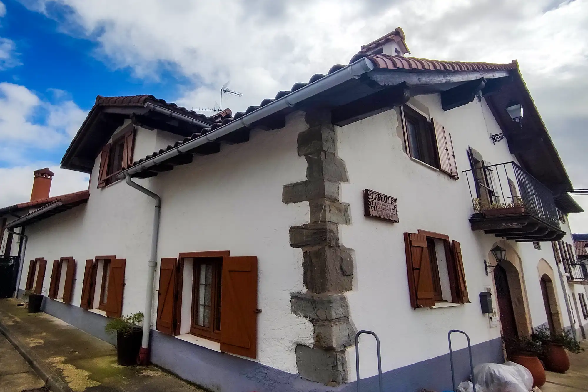 casa zapatainea fachada